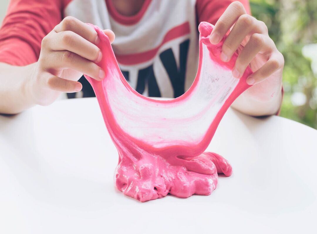 Come fare il fluffy slime: senza colla, con pochi ingredienti, facilissimo, ricetta