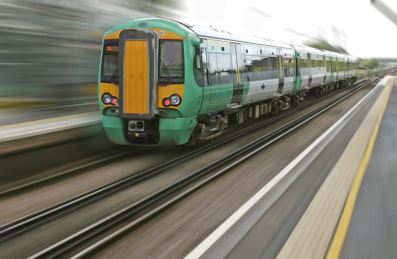 quanto guadagna un controllore del treno