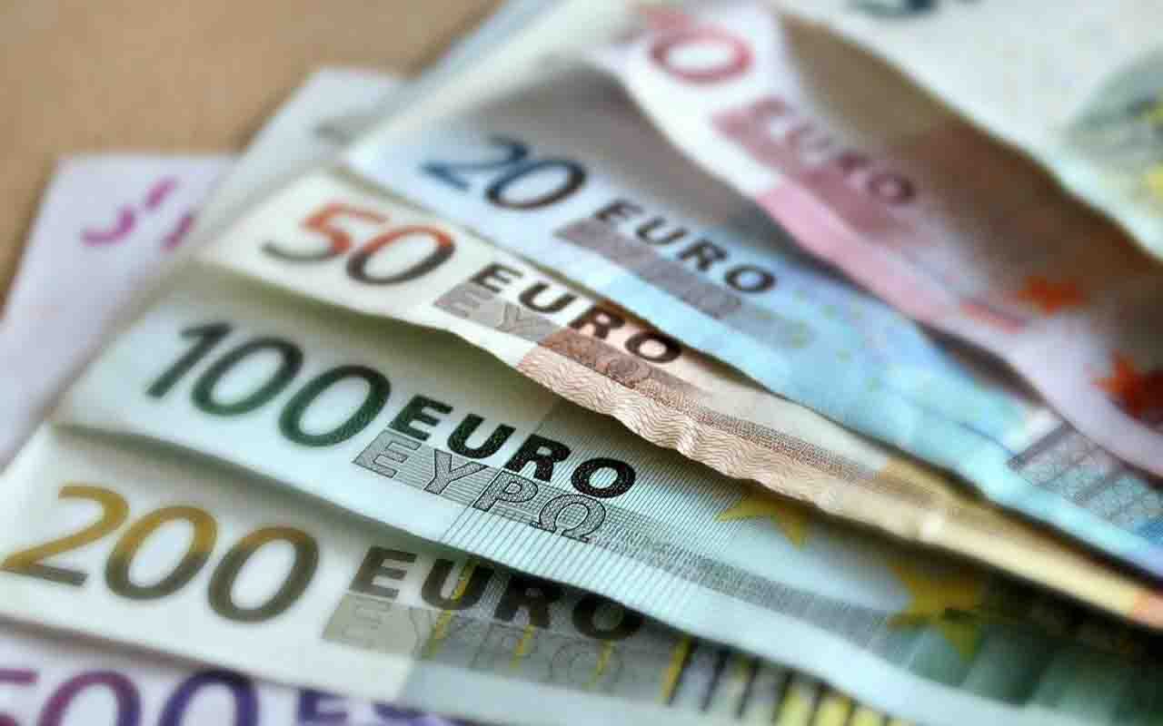 Bonus 550 euro fonte pixabay