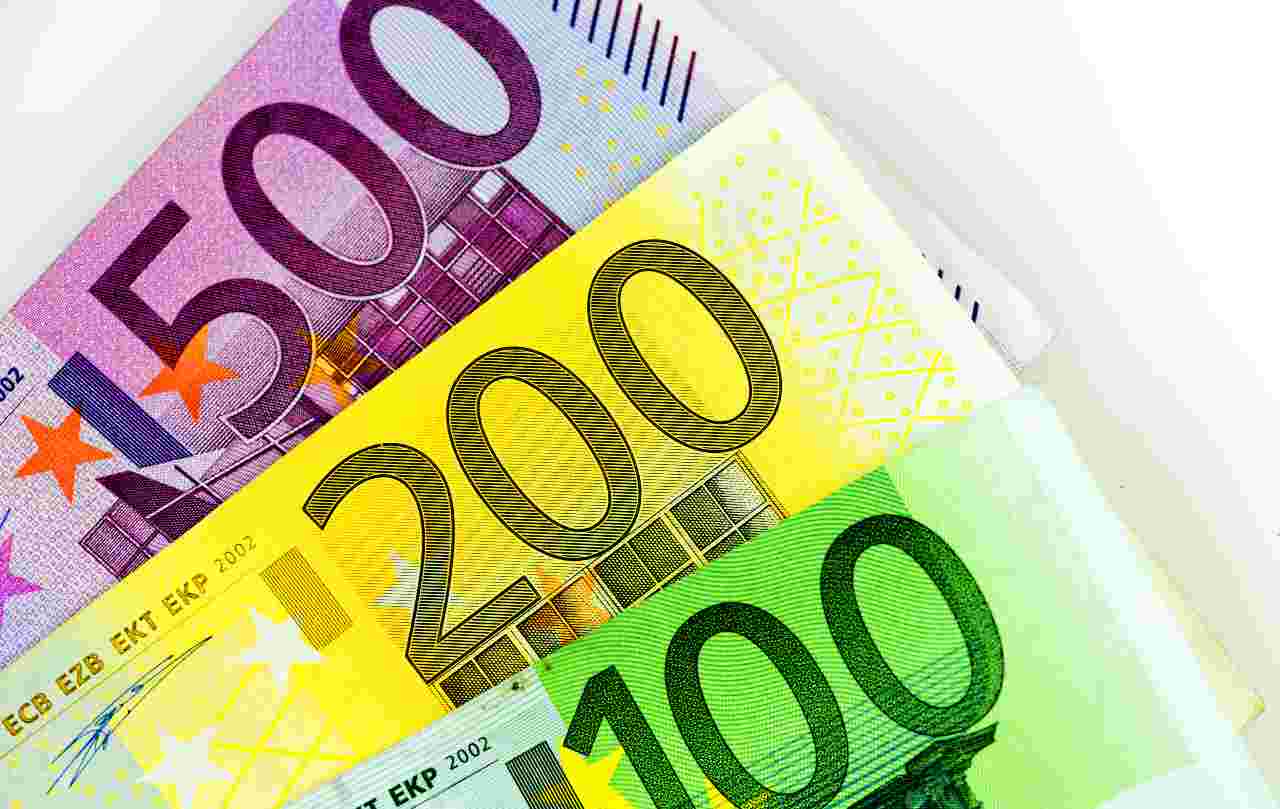 Bonus da 800 euro al mese