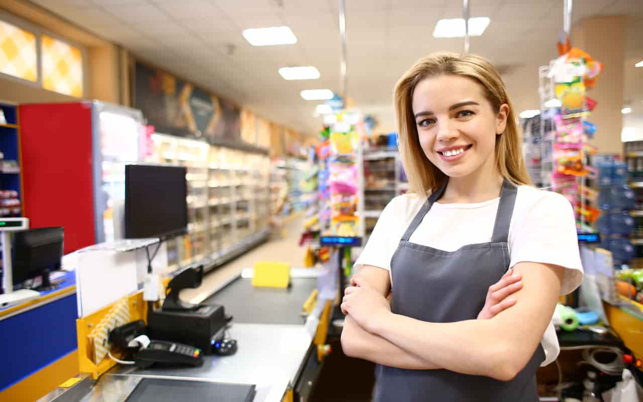 ragazza supermercato